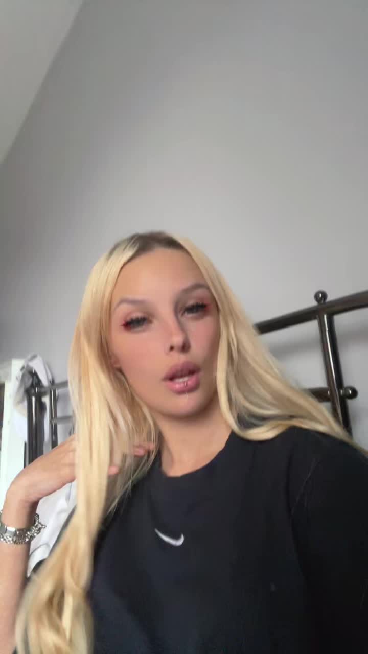 @Robyn💕