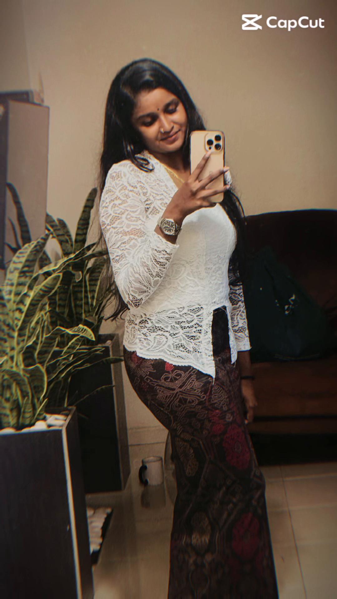 @S H N I 🤍✨🦋