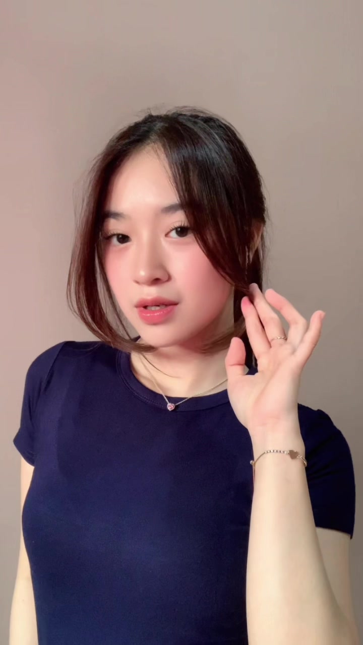 @𝒩