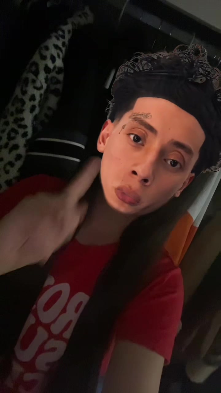 @MOMO