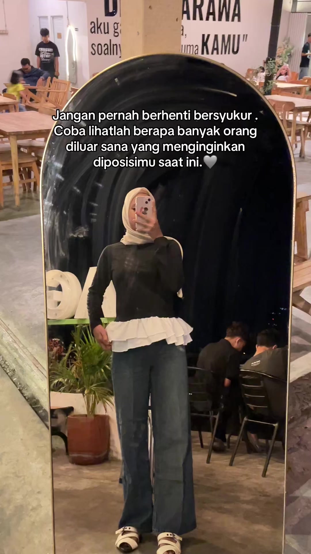 @Mamanya Zara🫧🎀🪞✨