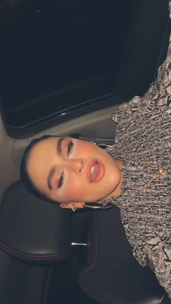 @smakamrn