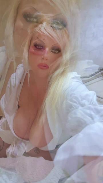 @Elvira Ferrara