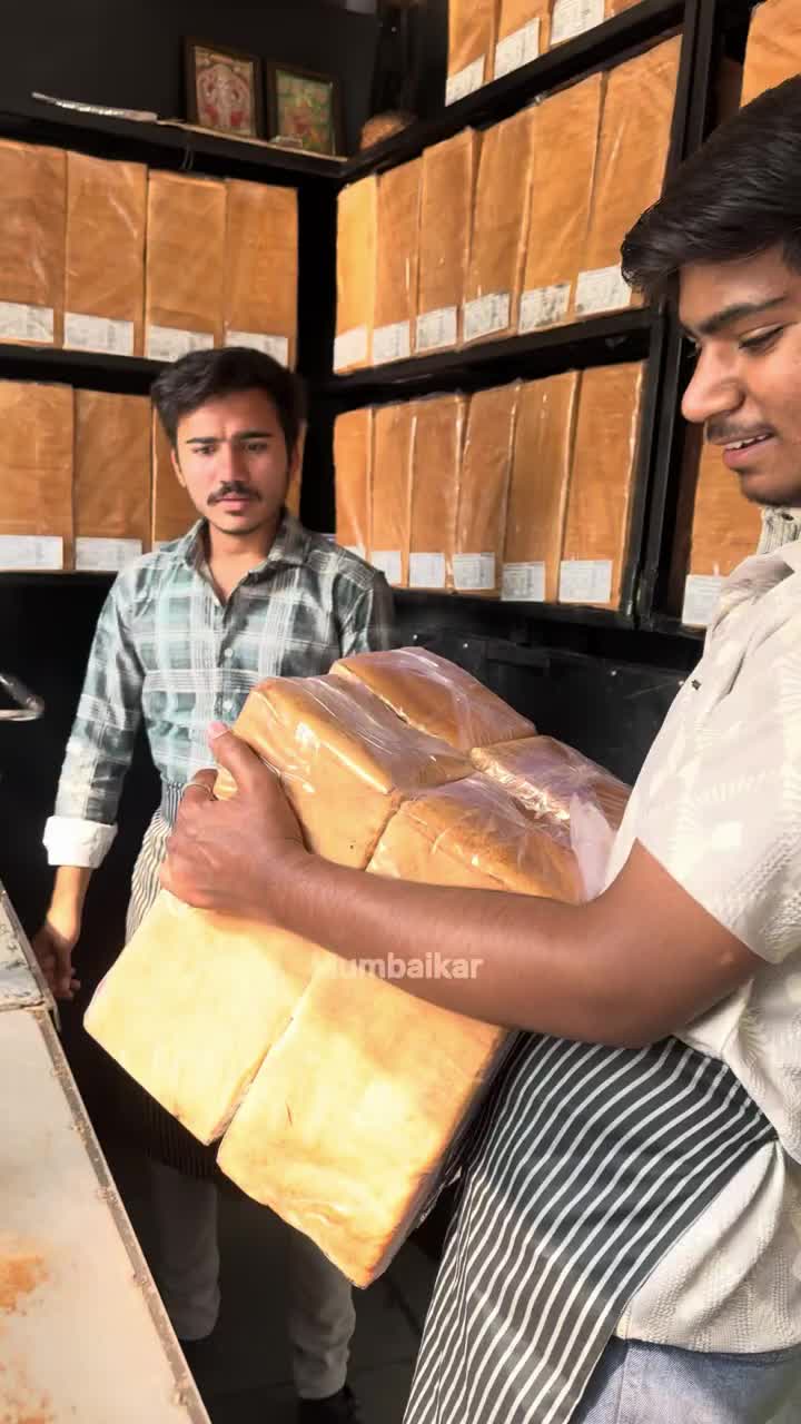 @Mi Mumbaiker