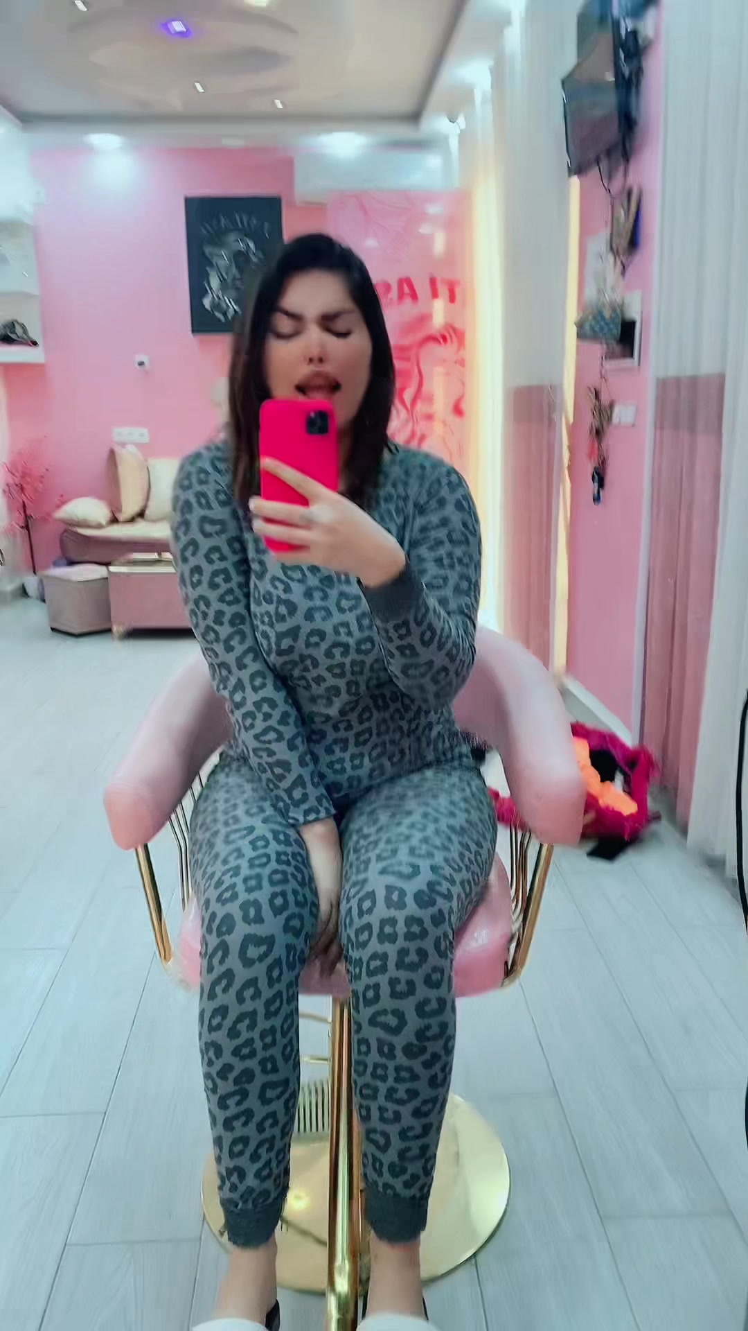@oumaimadzz93