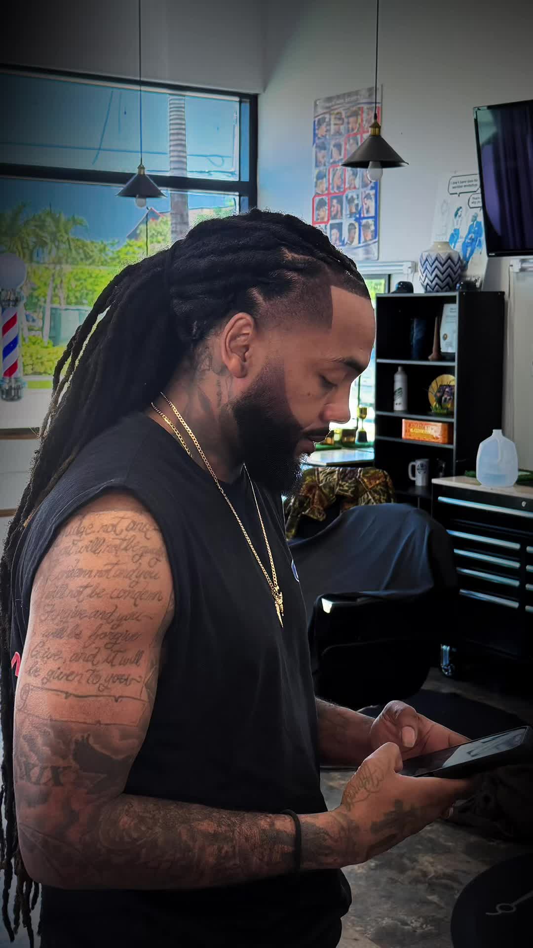@Flamze The Barber