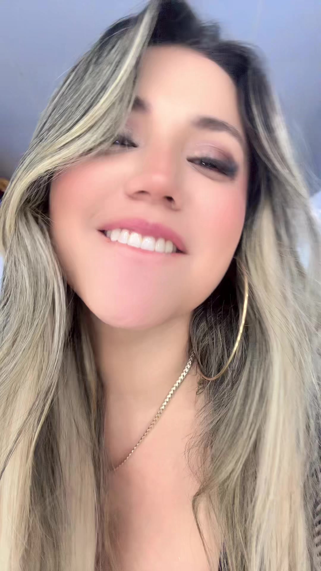 @Alizze Erazo