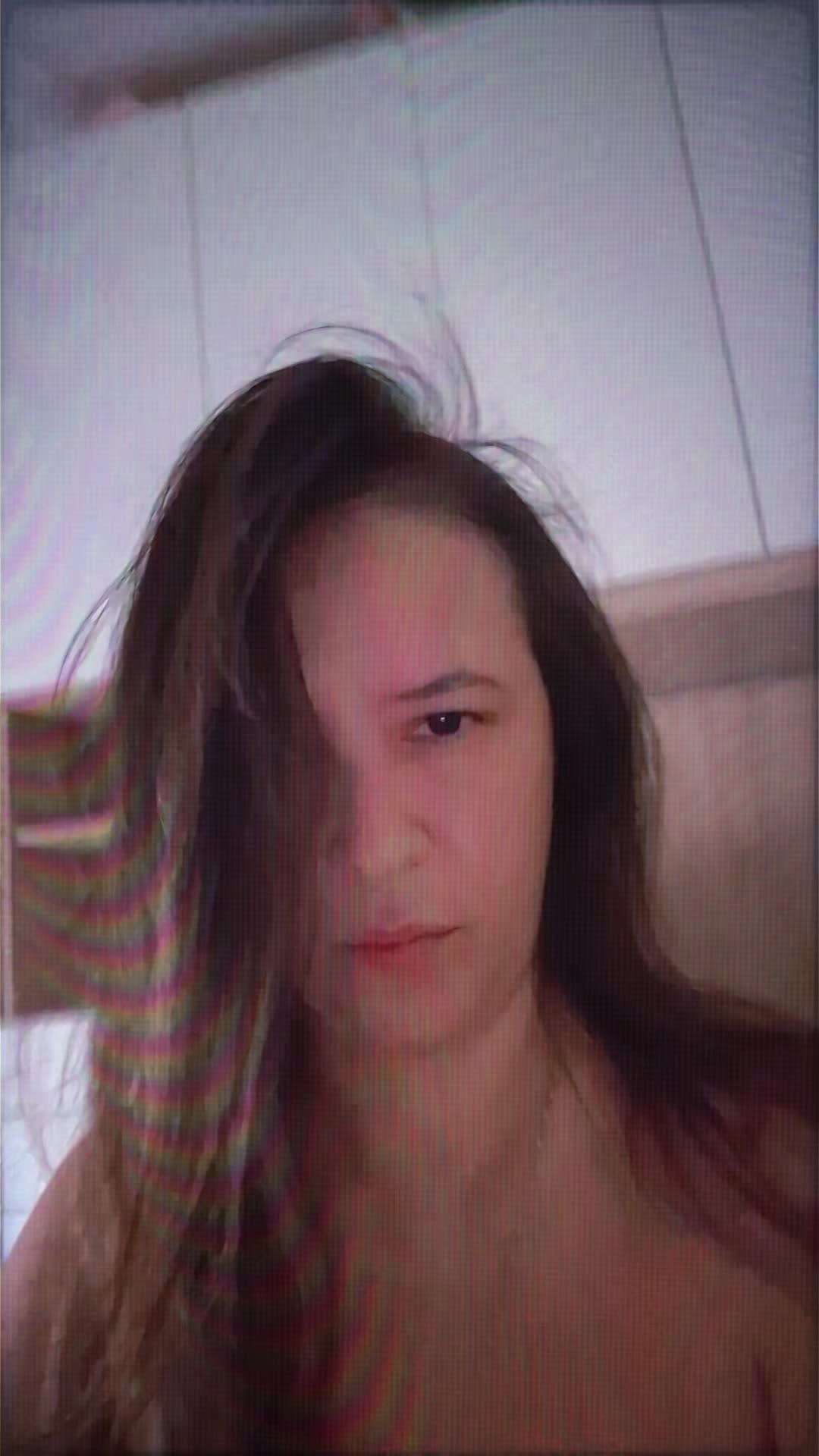 @Elisa