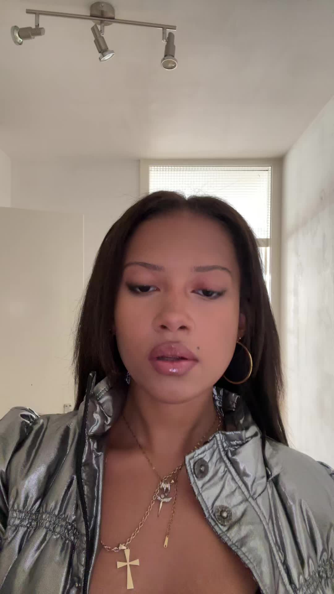 @mysteriousbaddie_123