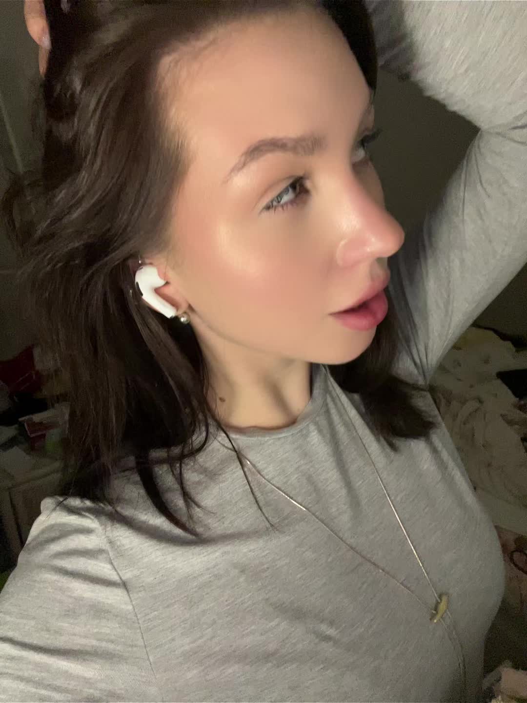 @vaaalensiaaas