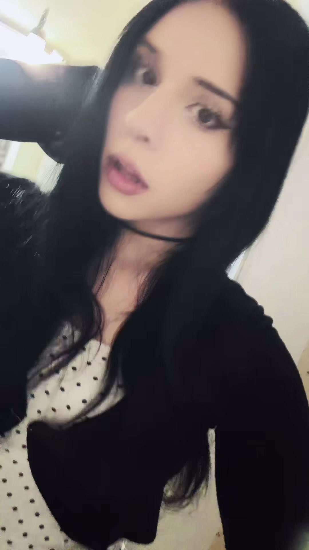 @✱