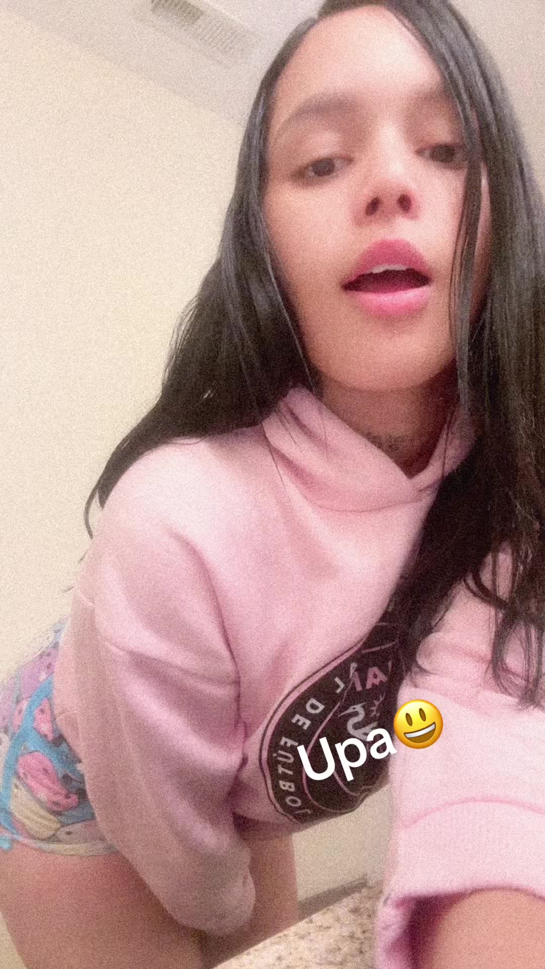 @Valentina
