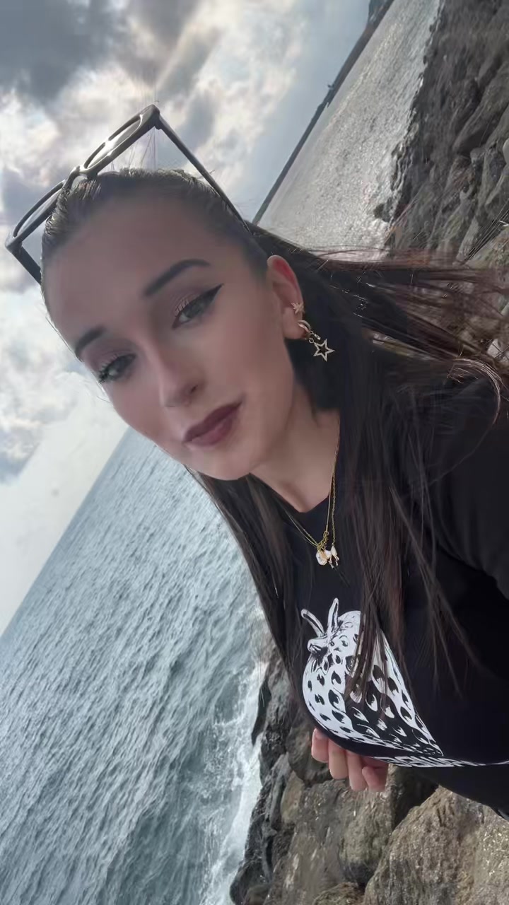 @𝕰𝖑𝖆