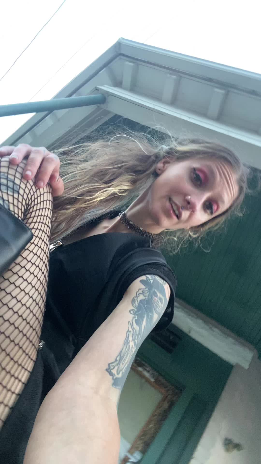 @Bad_intentions_Brooke