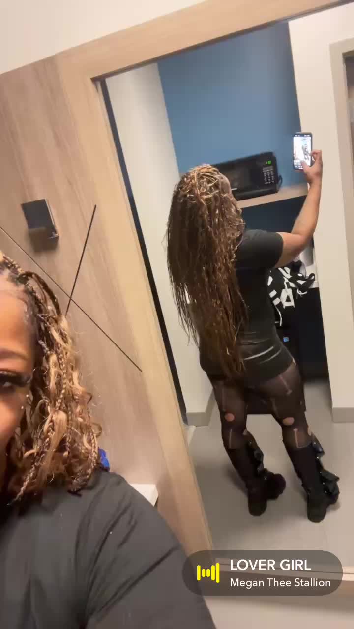 @SashaMac