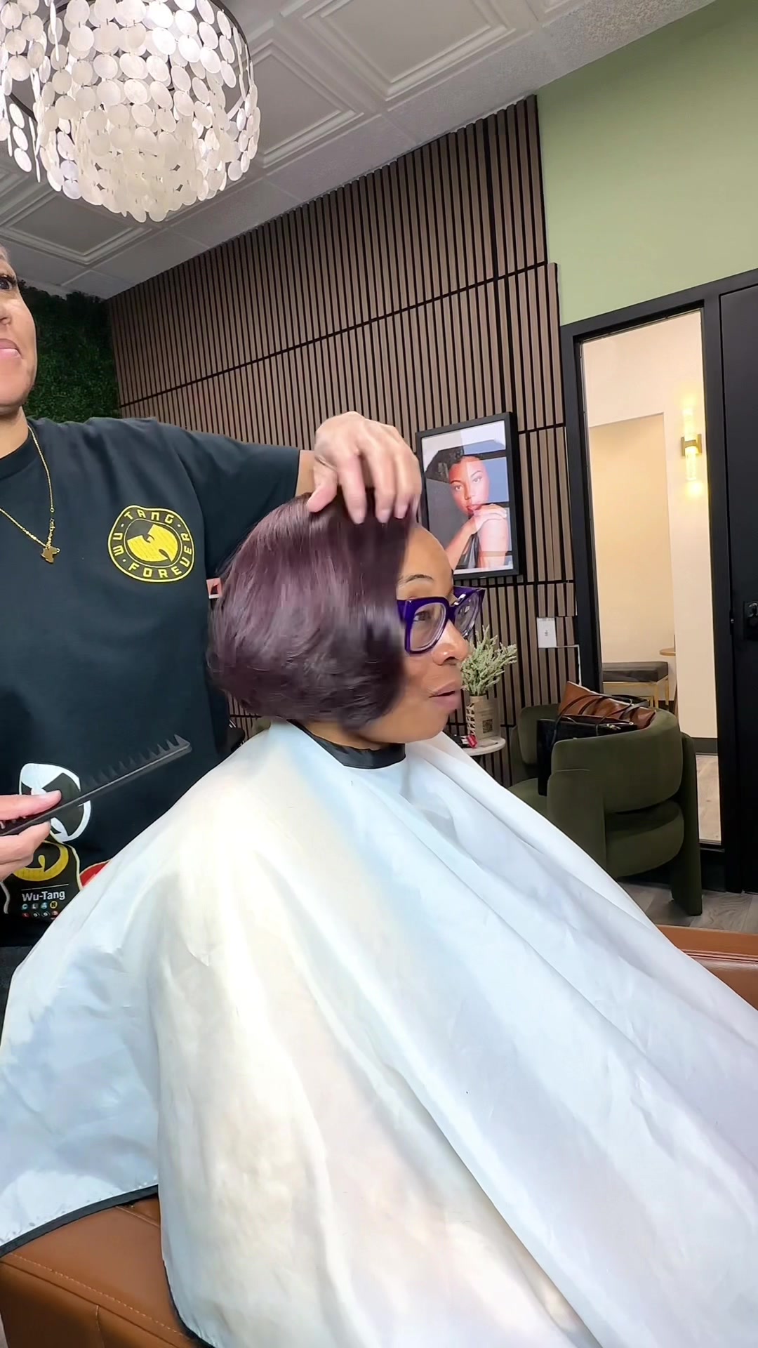 @TrueEssence_BeautyLounge