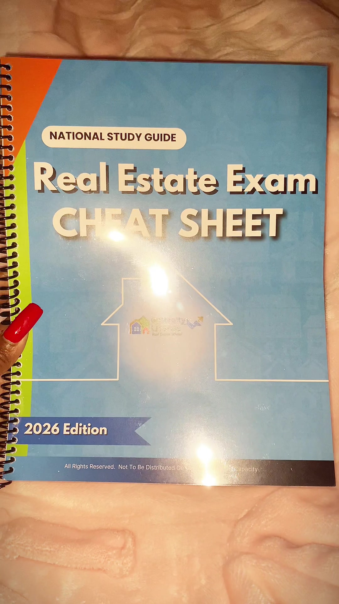 @🥹 The Real Estate Girl 🥹