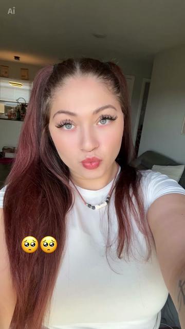 @dcomins26
