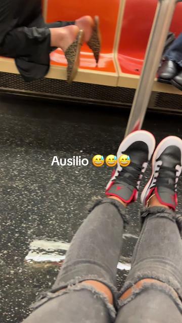 @Lili trenza una 🇩🇴en usa🇺🇸