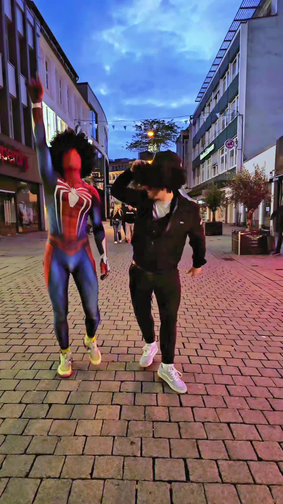 @LeSpiderMale