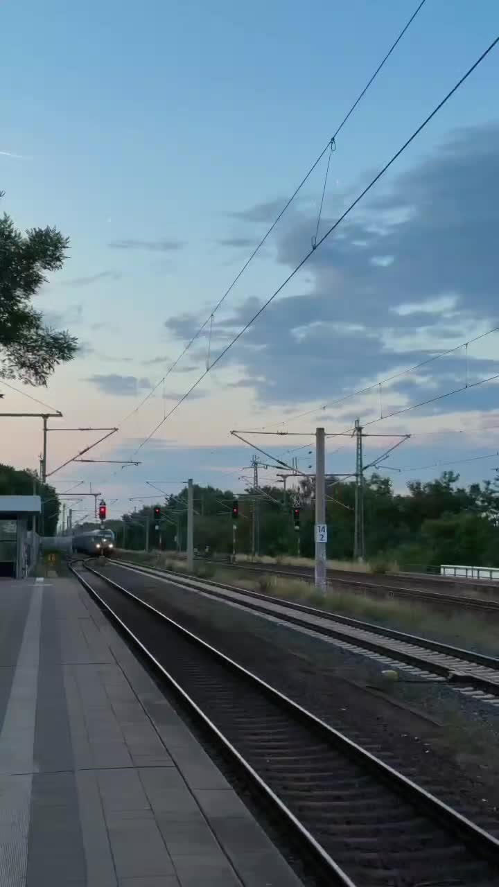 @we_connect_people_and_places