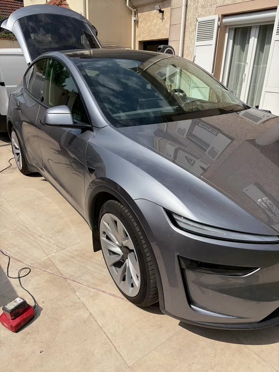 @LAVAGE-LUXE A DOMICILE
