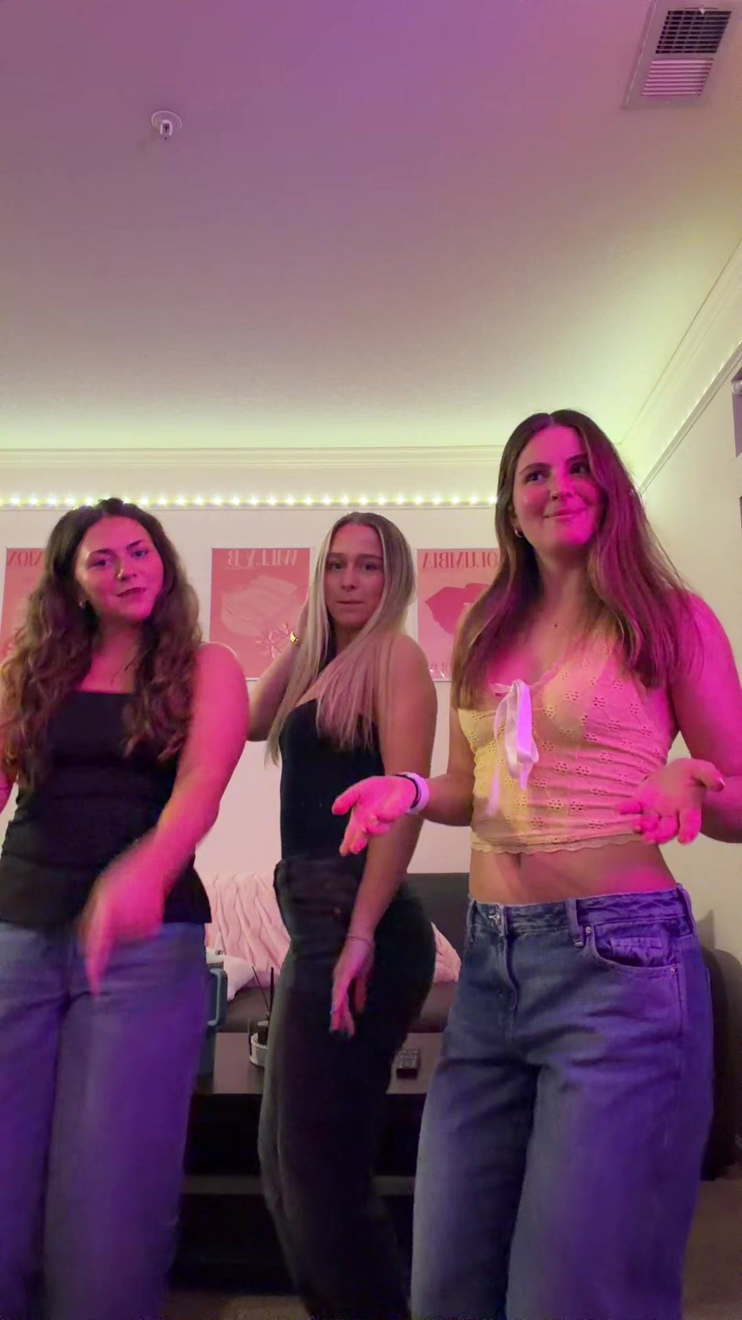 @wthellie 🐆💋🥂
