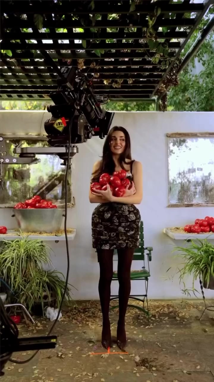 @💞Hande ercal💞