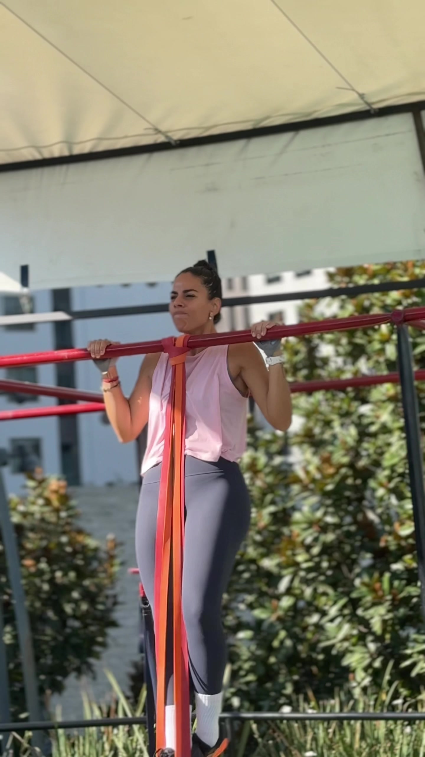 @Ana Ochoa