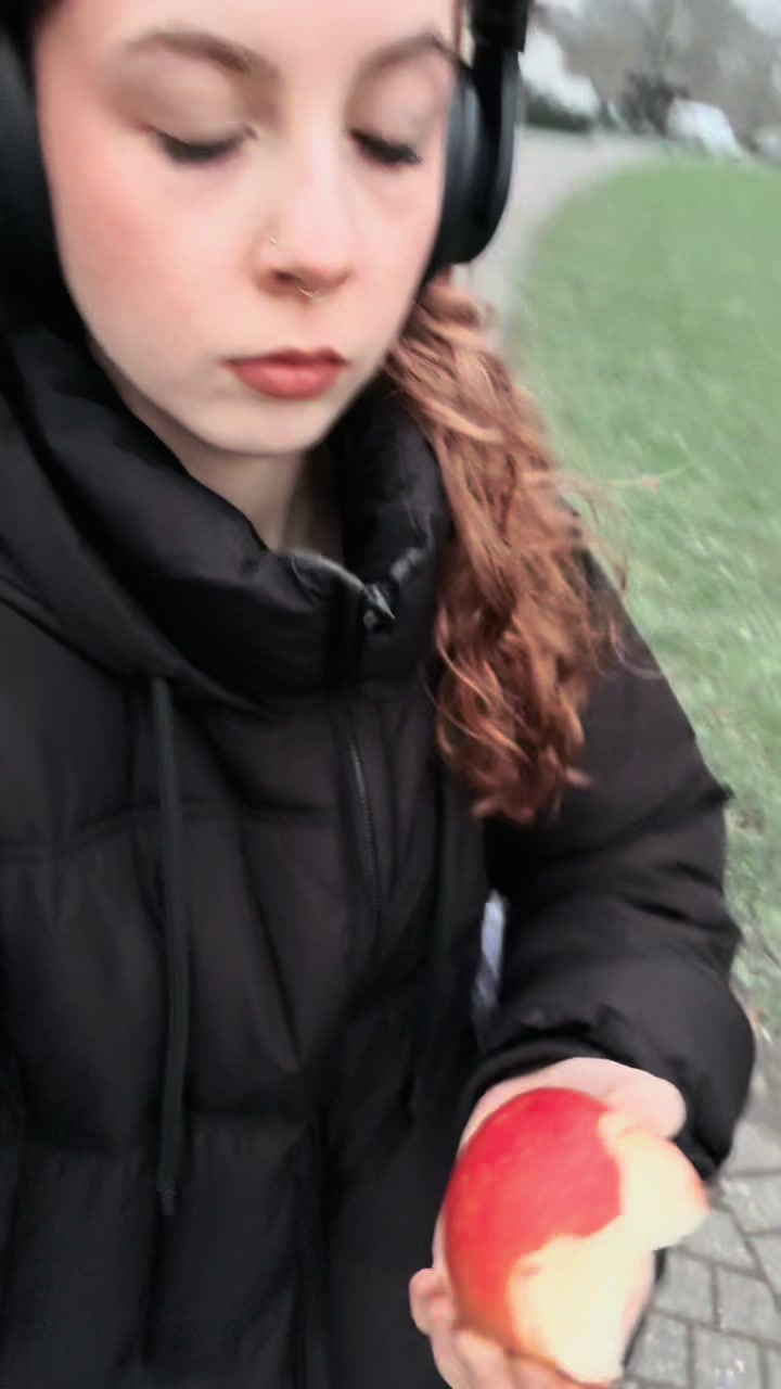 @Mia <3