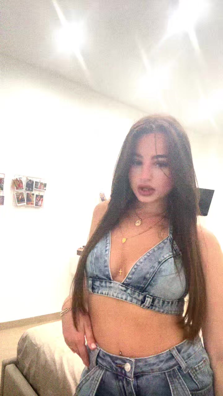 @noemy_1100
