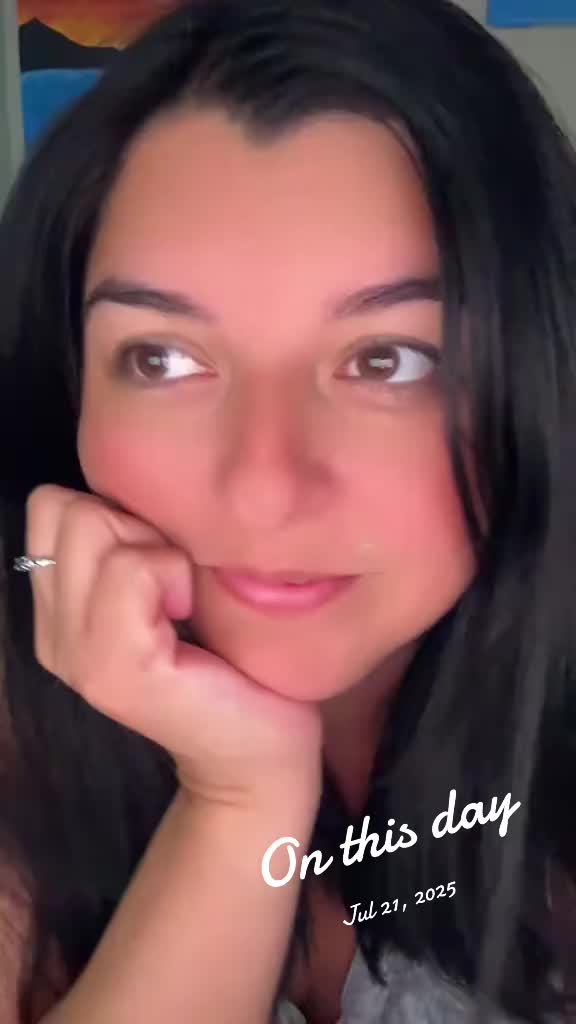 @Amy_Rene