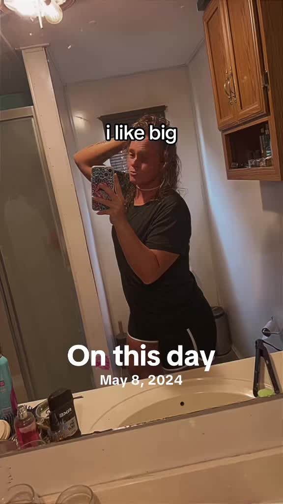 @thatbootytho