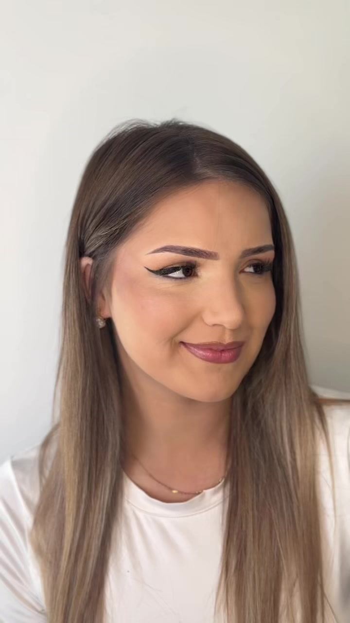 @))))