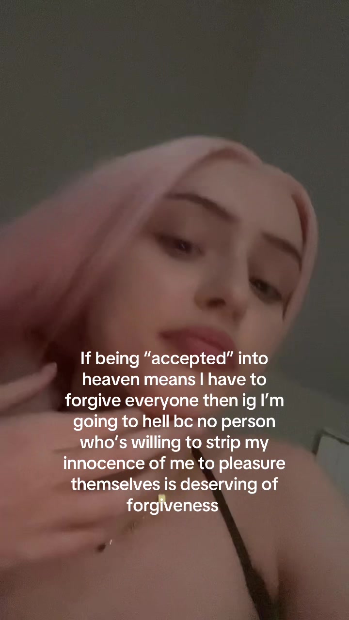 @Cruxlla