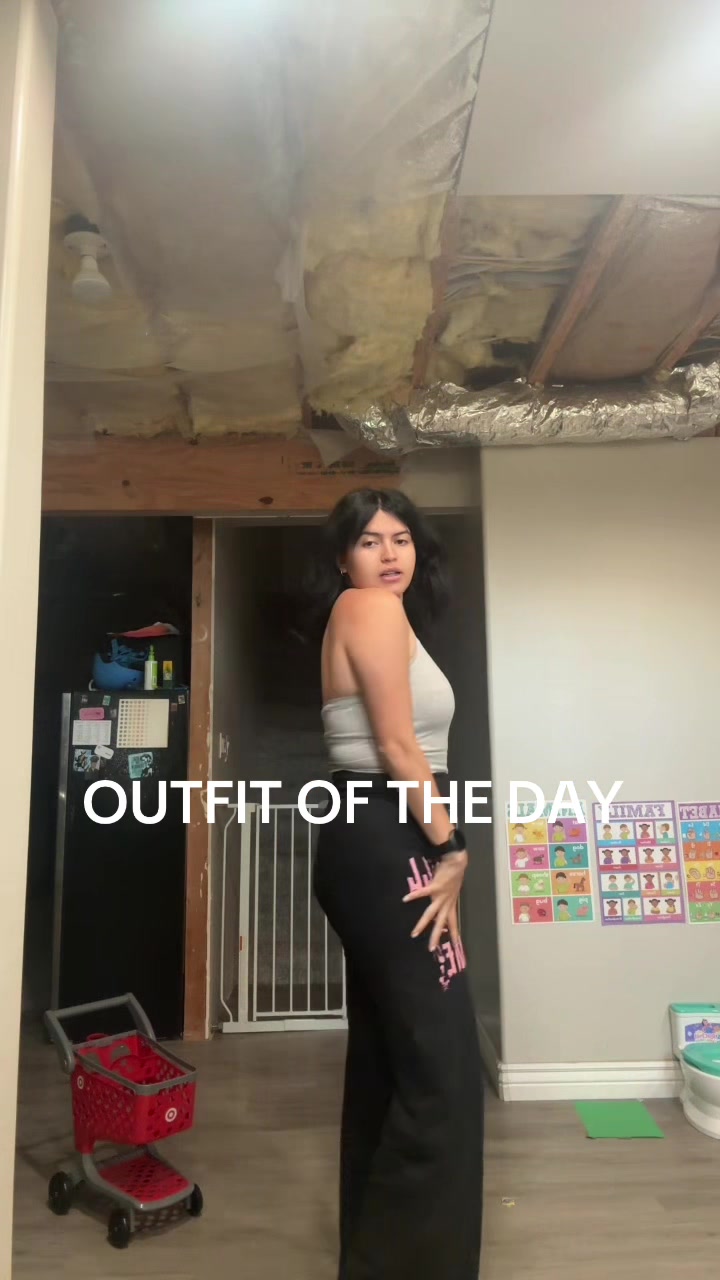 @jackie 🖤 🎱🩷