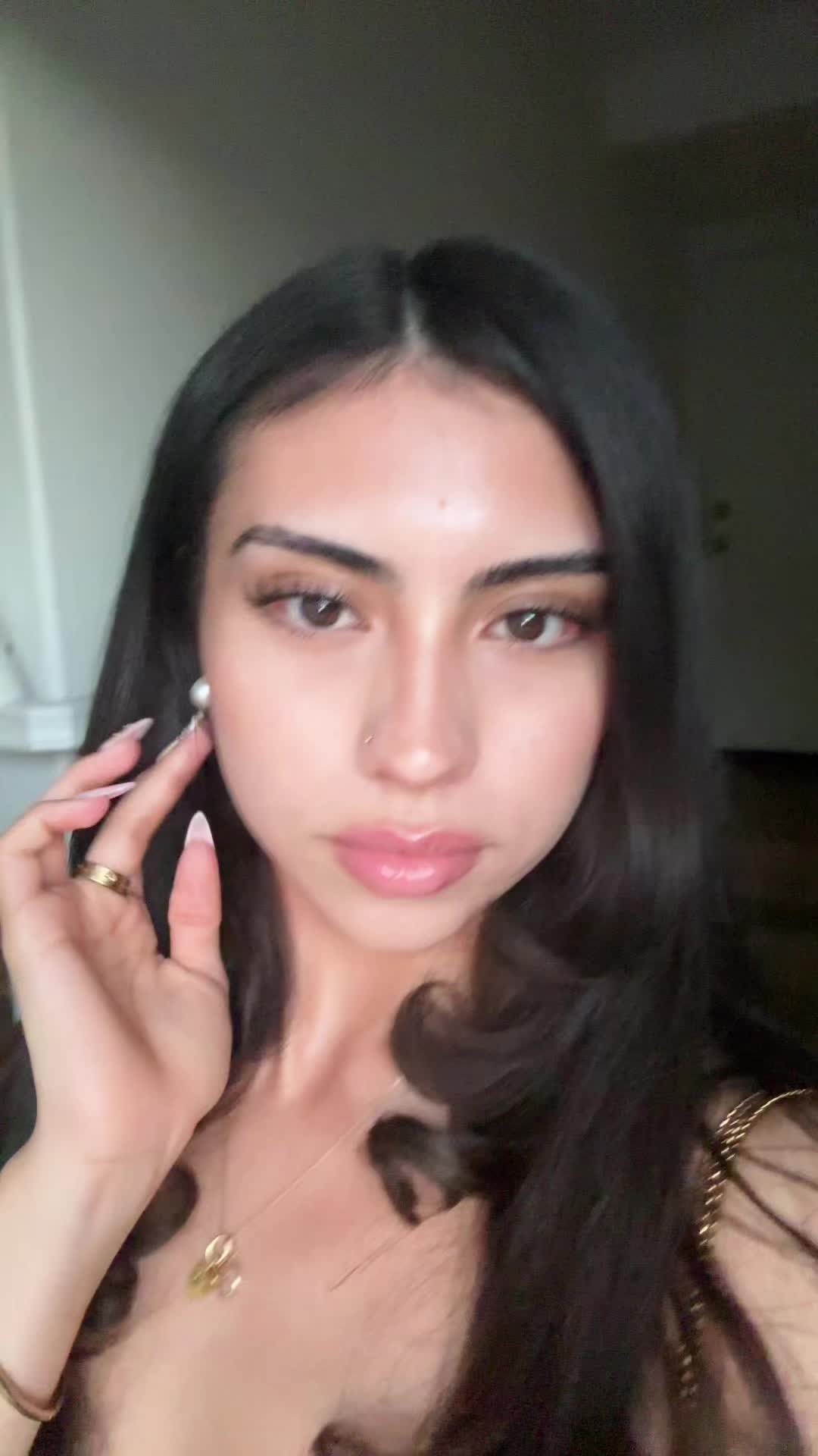 @belén