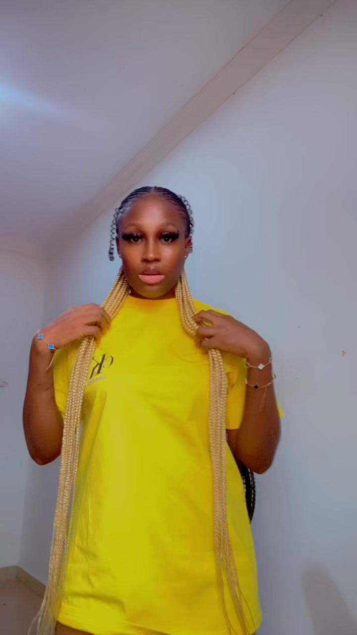 @simply tina 🇳🇬