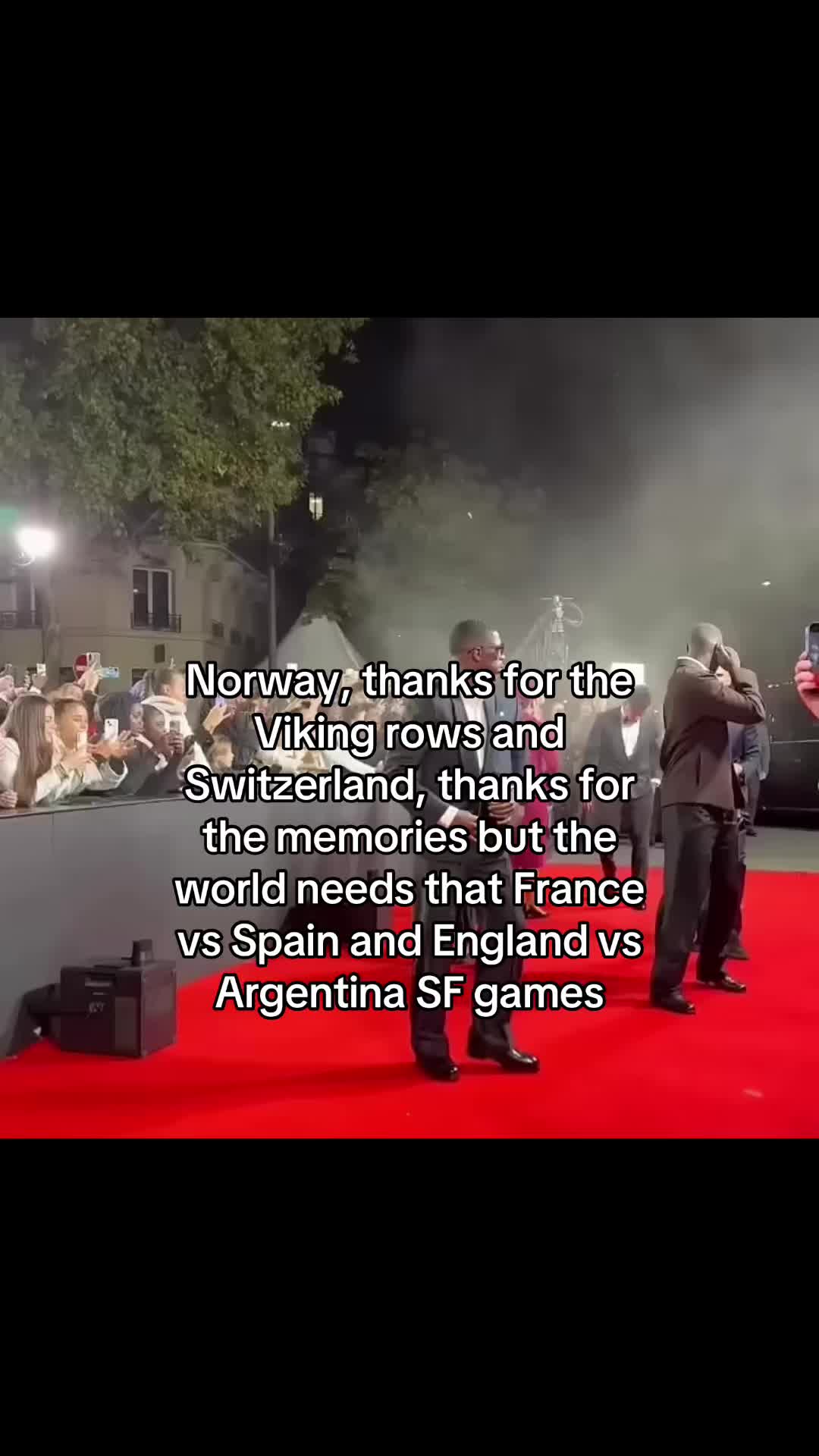 @￼