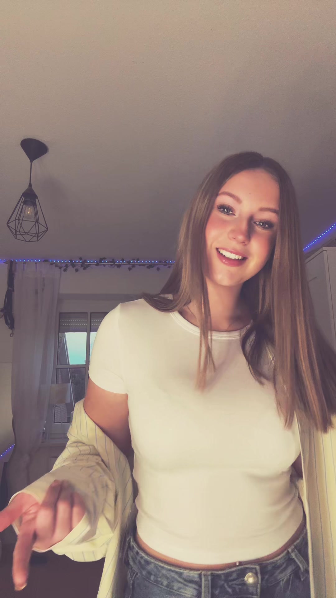 @𝒜𝓂ℯ𝓁𝒾ℯ𓆉