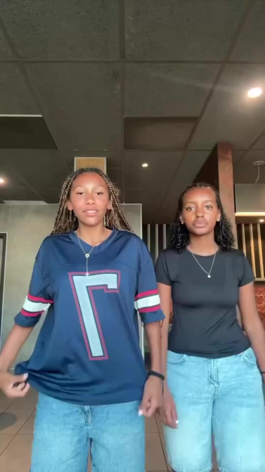 @ruth.kuri