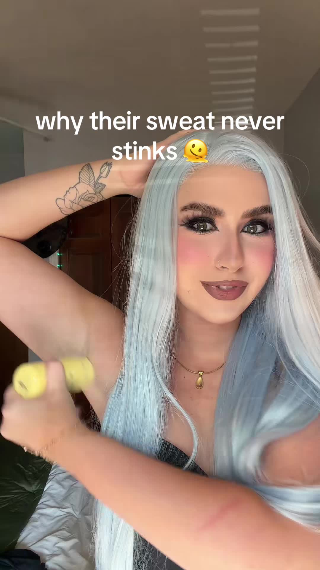 @simiviolet