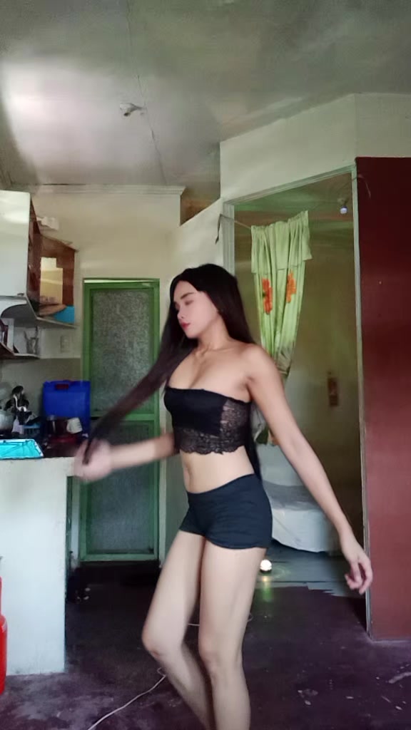 @jelianna