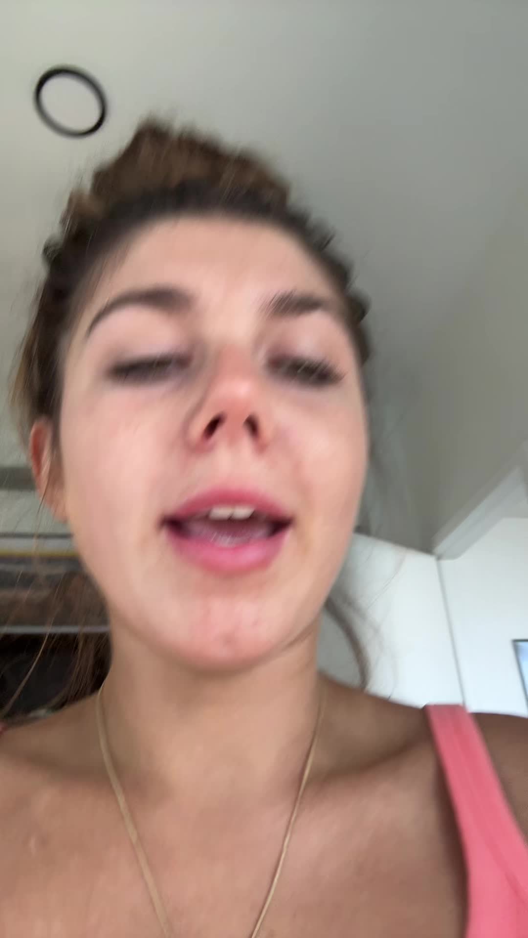 @alexisaevans_