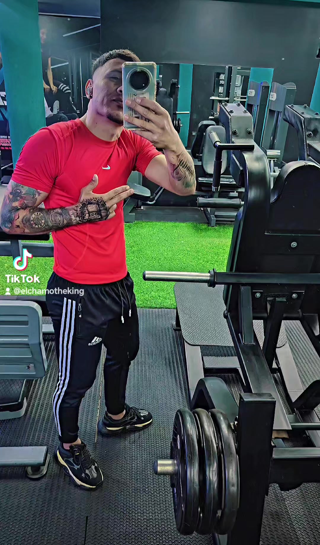 @3lChamoTheKing