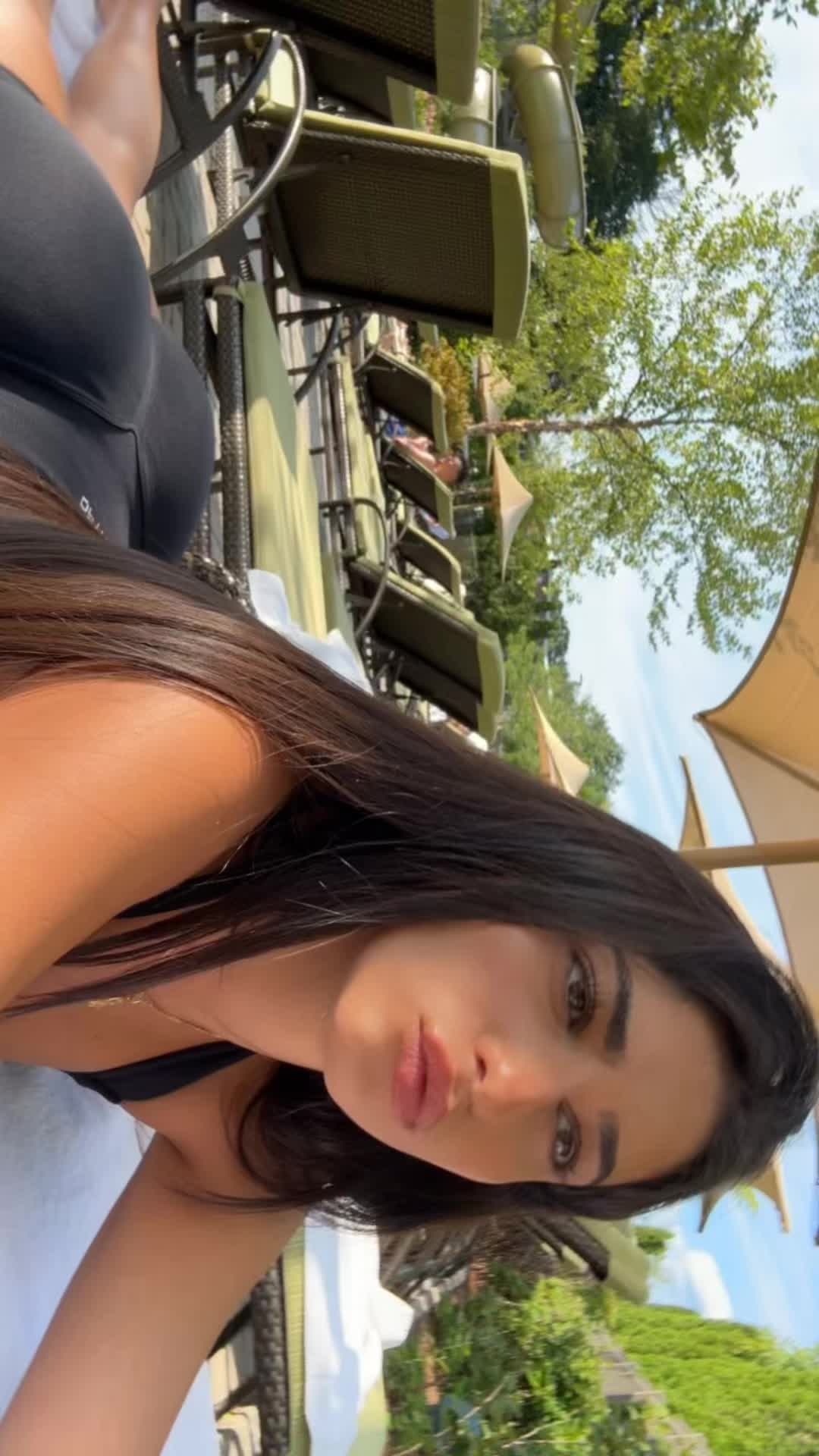 @Lara