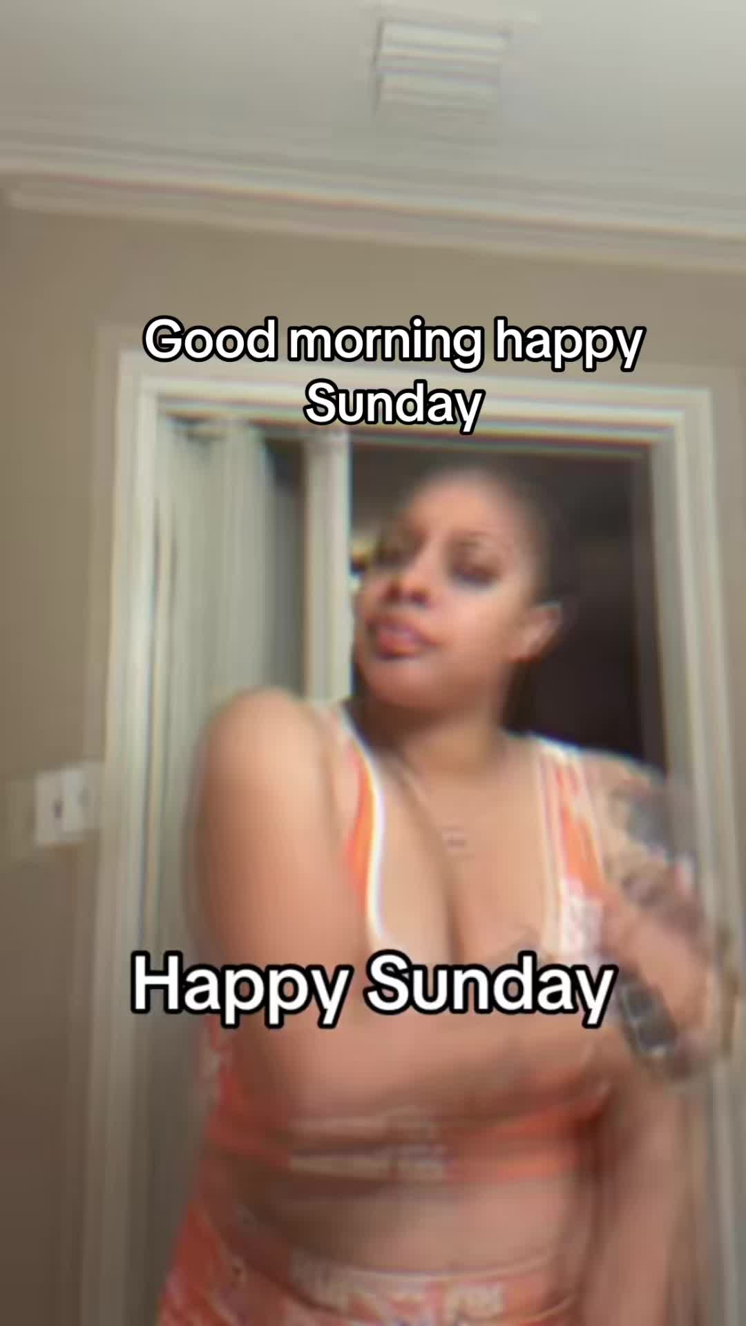 @MONABIGMAMA☀️🌙✨🥂