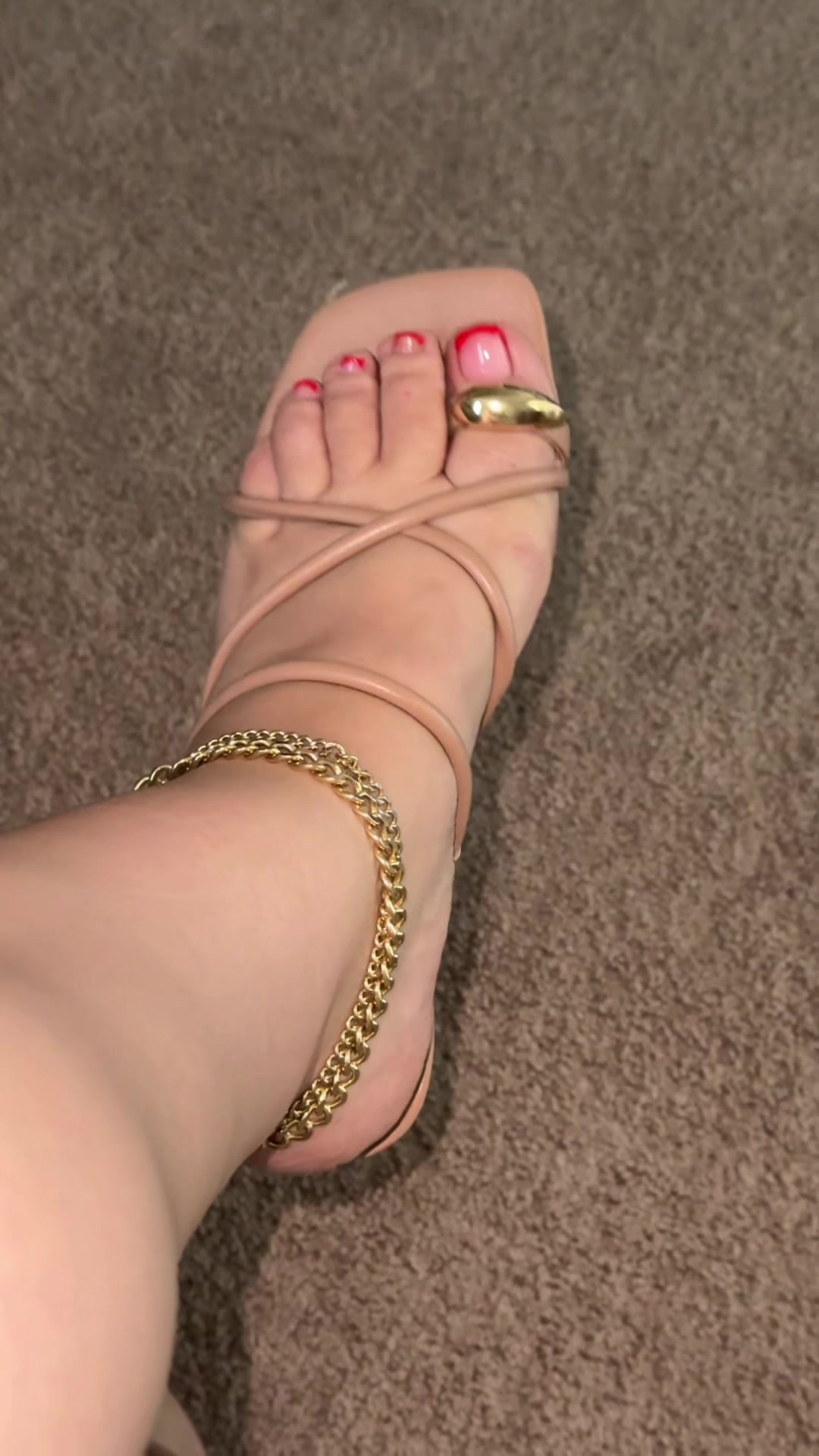 @WHOSTHATGIRLXO