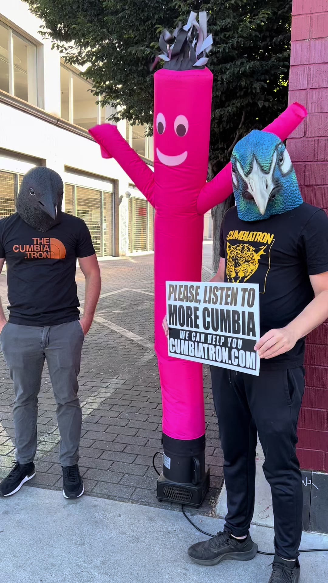 @Cumbiatron™