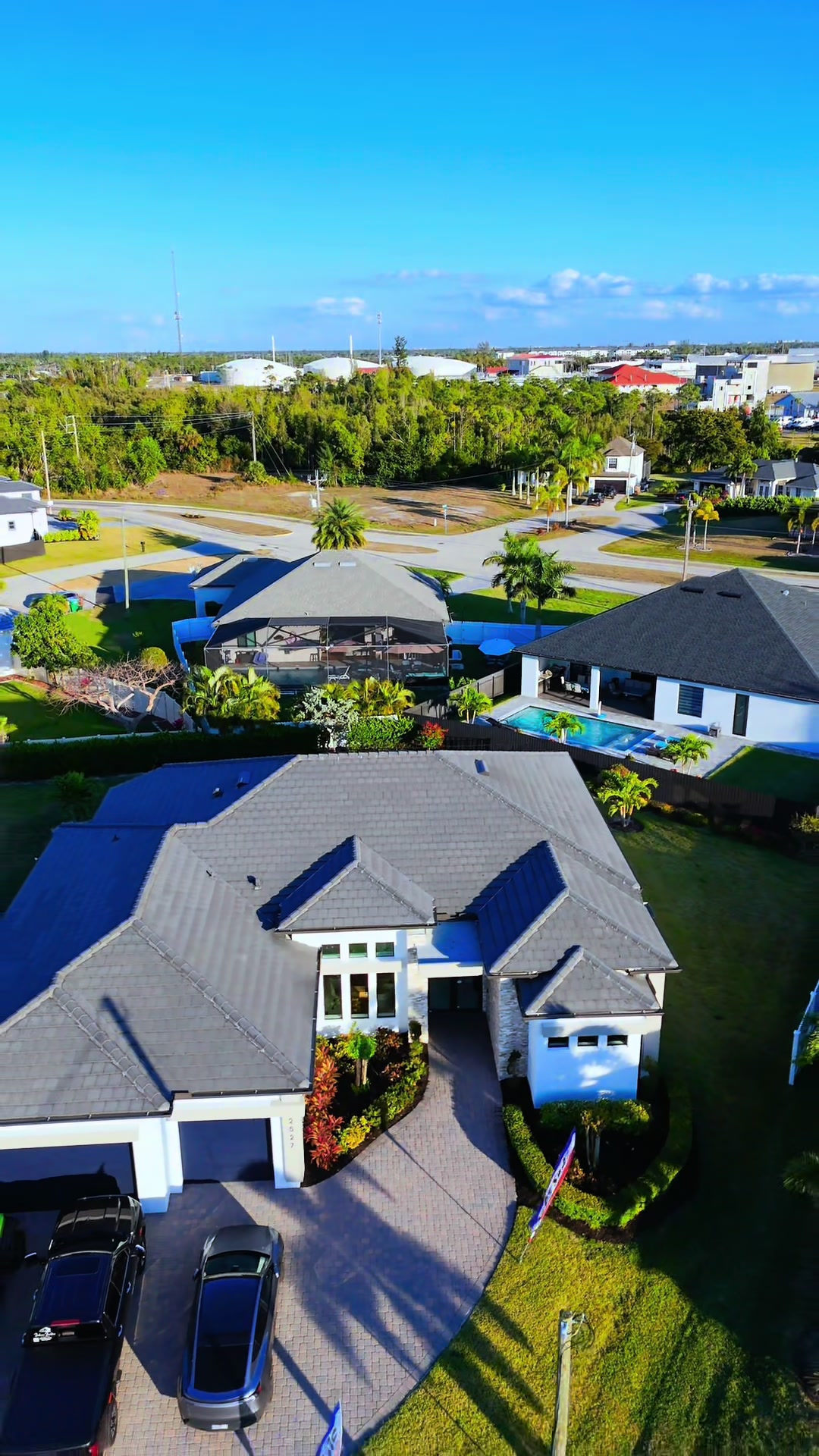 @Renzo Florida Realtor &reg;